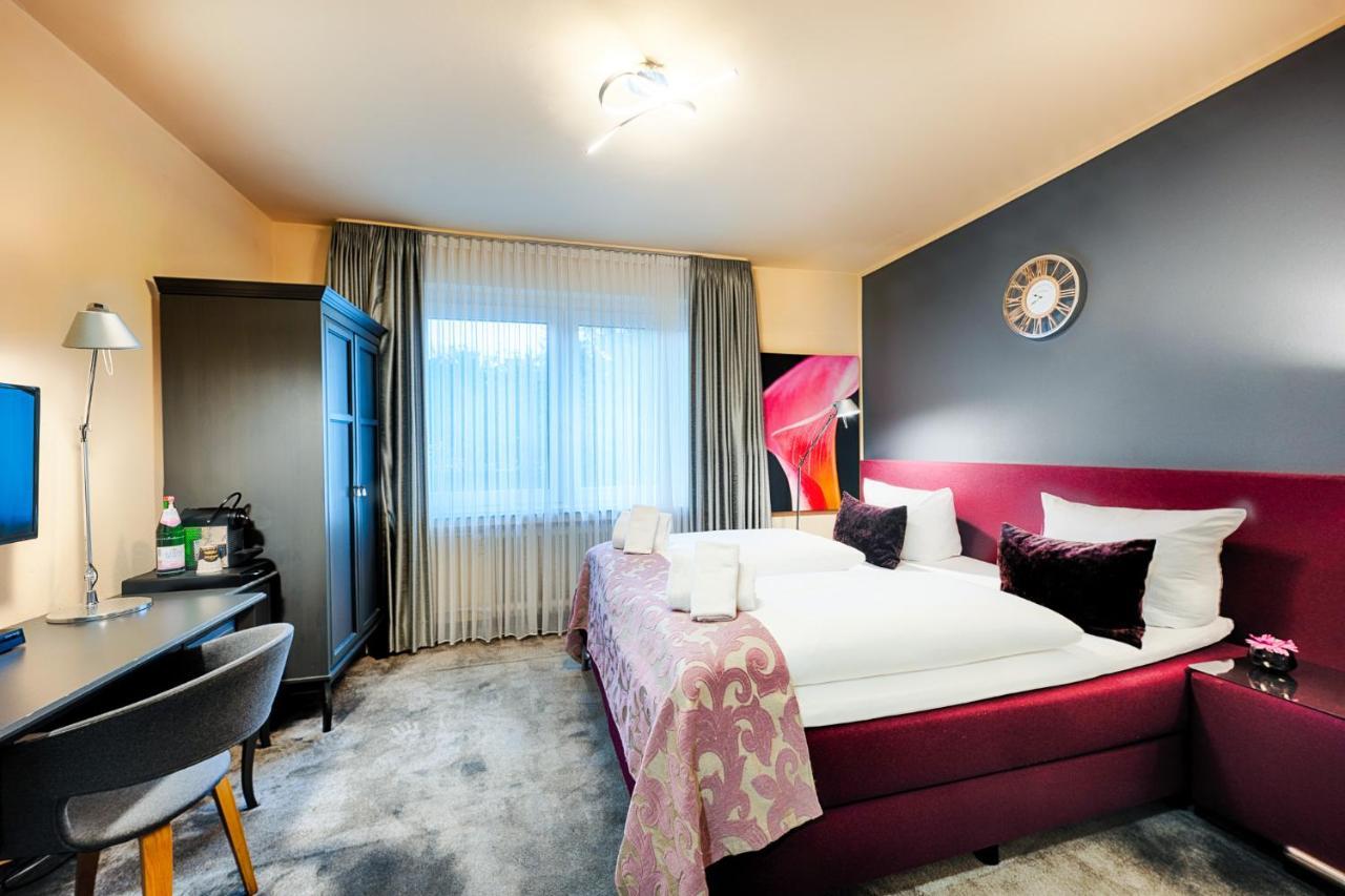 Fürst Garden 3*
